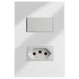 Conjunto Interruptor Simples + 1 Tomada 20a 4x2 - RECTA Espelhada Gloss (Módulo Prata)